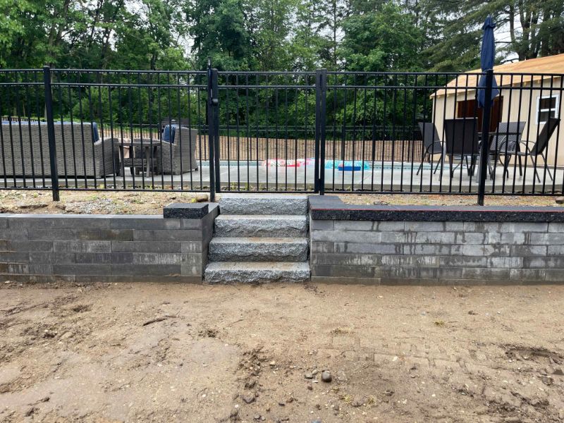 Aluminum Fence Vs Vinyl